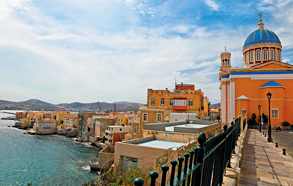 Listed property in Syros island to be redeveloped into a five star hotel